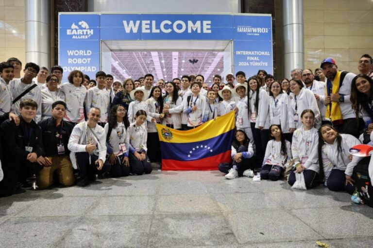 Destacada participación de Venezuela en Olimpiada Mundial de Robótica Türkiye 2024
