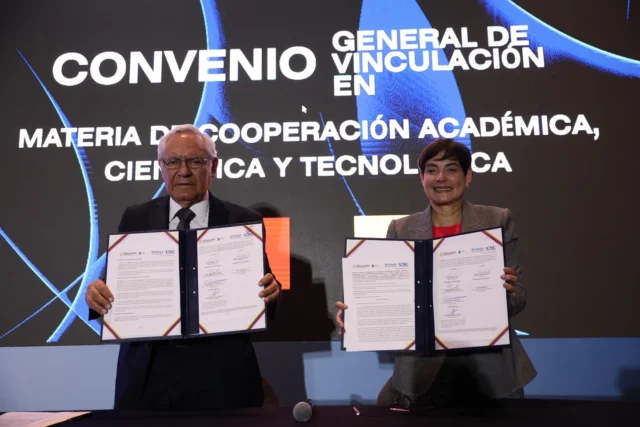 En un paso significativo para la cooperación educativa y tecnológica, la Universidad Nacional de las Ciencias Dr. Humberto Fernández-Morán (@unicienciasvzla ) y el Tecnológico Nacional de México (TecNM) han suscrito un importante convenio en el marco del InnovaFest LATAM 2025.

Esta alianza, impulsada desde la visión del presidente @nicolasmaduro y la labor de la ministra para Ciencia y Tecnología, Gabriela Jiménez, busca fortalecer áreas estratégicas como la Ciencia de Datos, la Ingeniería en Robótica, la Inteligencia Artificial y la Ciberseguridad.

El acuerdo, firmado con Ramón Jiménez López, director general del TecNM, potenciará la formación de profesionales de ambas naciones y contempla un proyecto integral de educación dual para enriquecer las prácticas profesionales.

Este convenio, con una vigencia inicial de cinco años, consolida la misión de establecer lazos de amistad y cooperación, reconociendo que la ciencia y la soberanía tecnológica son el soporte fundamental para el desarrollo integral.

¡Venezuela y México unidas por la #CienciaParaLaVida!🇲🇽🇻🇪